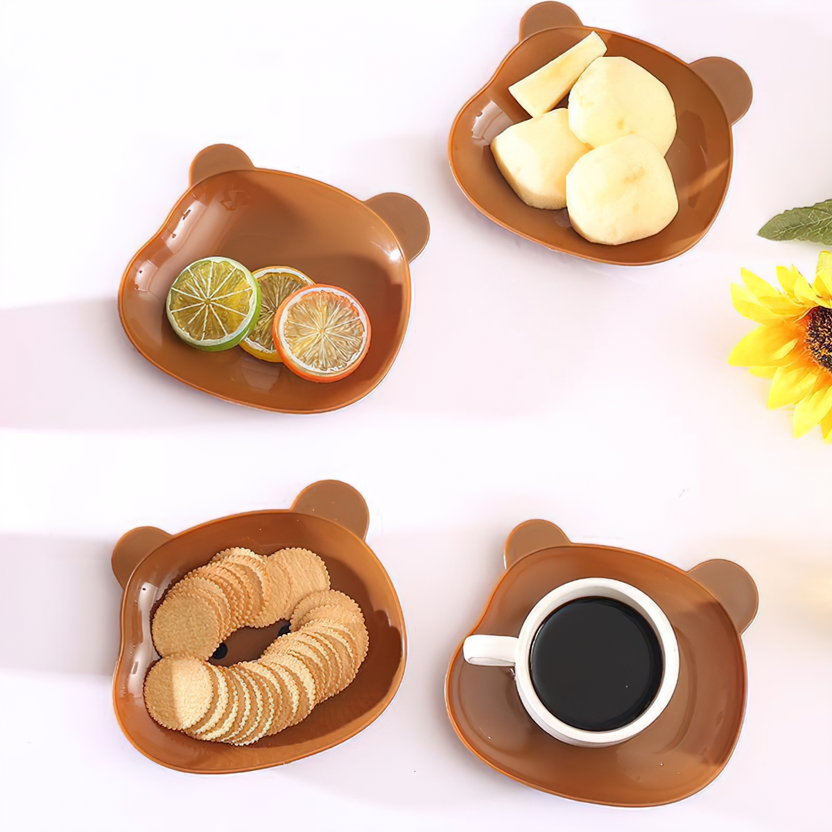 Đĩa nhựa hình gấu đựng thức ăn vặt tiện lợi, đĩa nhựa trang trí decor bàn ăn có khay đựng CINDYHOME Y