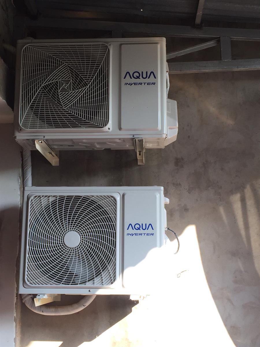 Máy Lạnh AQUA Inverter 1.0 HP AQA-KCRV10TH (Giao hàng miễn phí Tphcm- Ngoại tỉnh có tính phí)