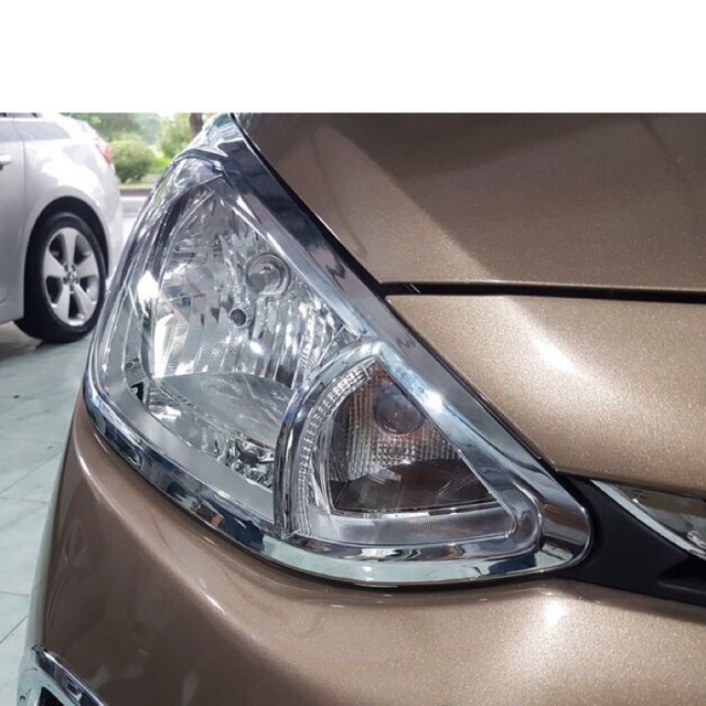 Ốp viền đèn pha, hậu xe huyndai i10 bản sedan đời 2017- 2018- 2019- 2020 mạ crom cao cấp