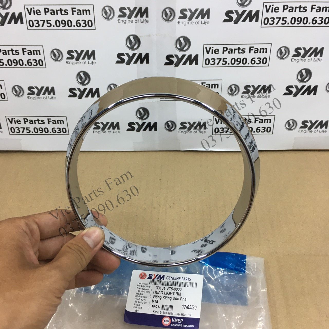 Viền đèn pha xe Attila Elizabeth SYM (dòng xăng cơ bình xăng con)