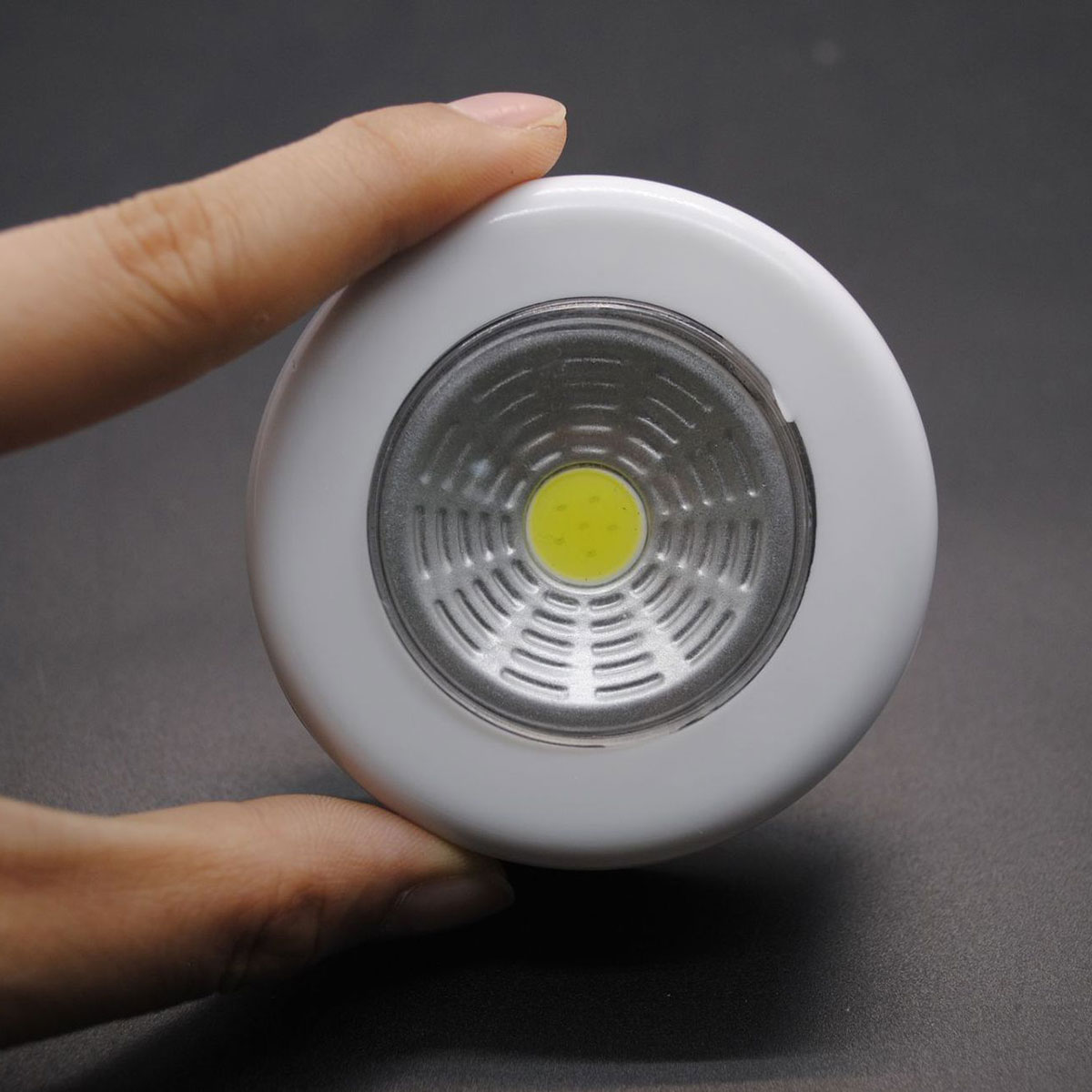1/2/4PCS%20Mini%20Touch%20Night%20Light%20Battery%20Powered%20Closets%20Bedroom%20Bedside%20Hand%20Press%20Night%20Lamps%20-%20Image%206
