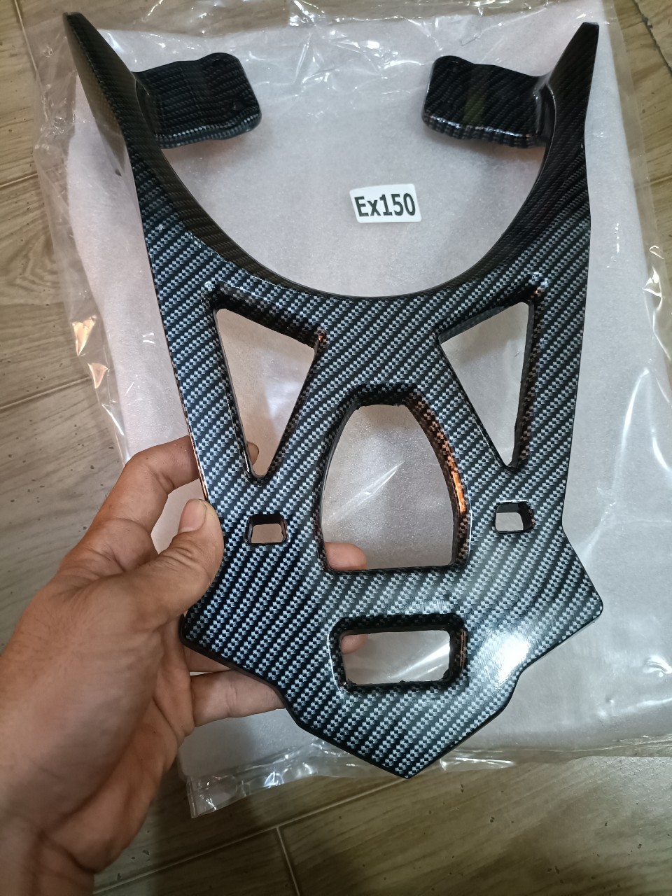 Cảng sau Ex150 nhôm đúc sơn cacbon