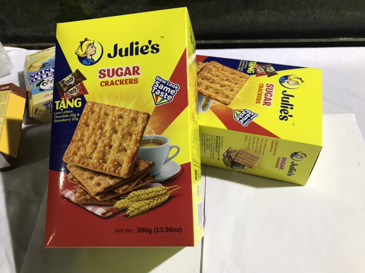 Julie's Sugar Crackers (396g Box)