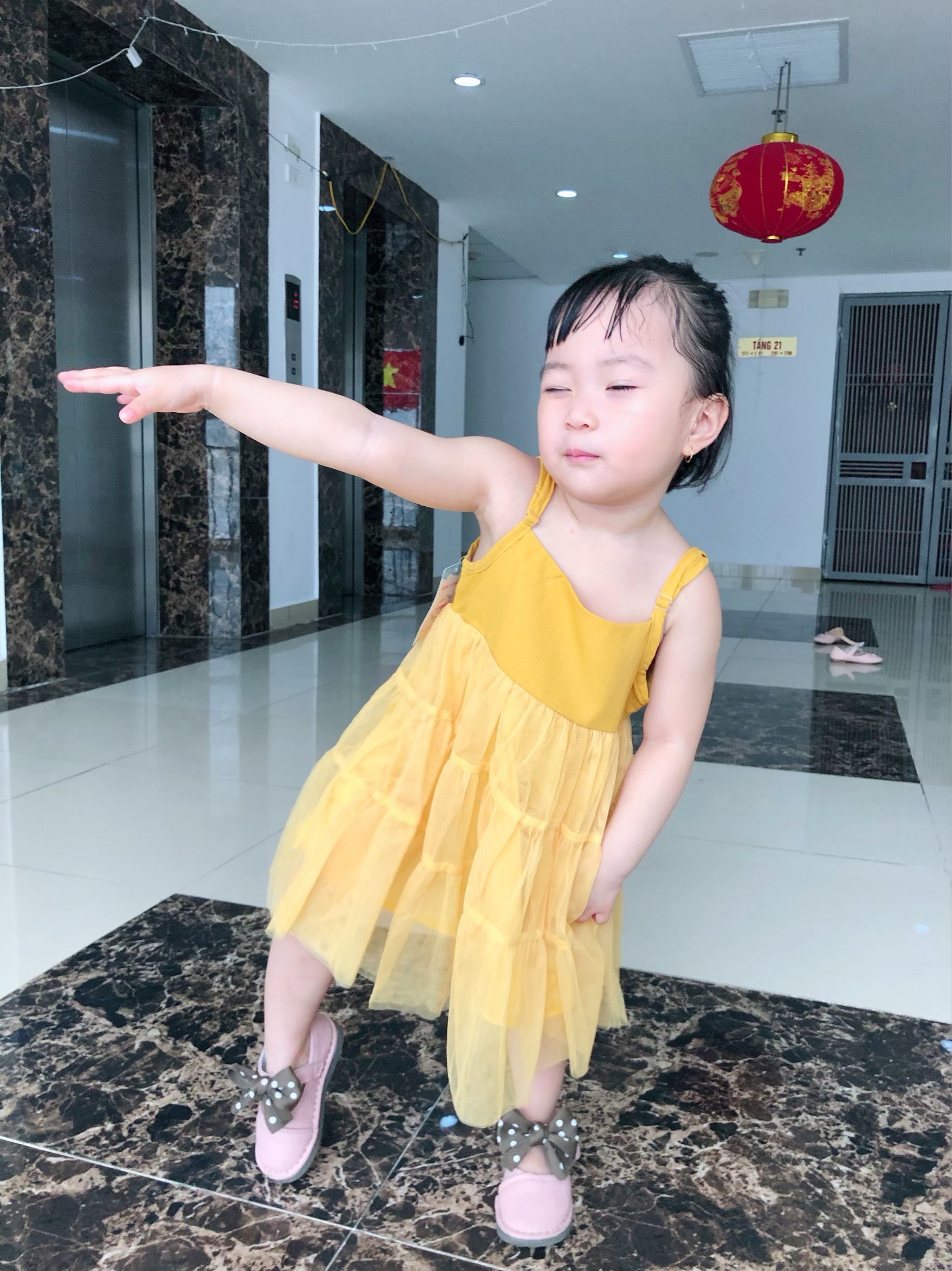 [sale] VÁY 2 DÂY CỰC HOT DÀNH CHO CÔNG CHÚA NHỎ