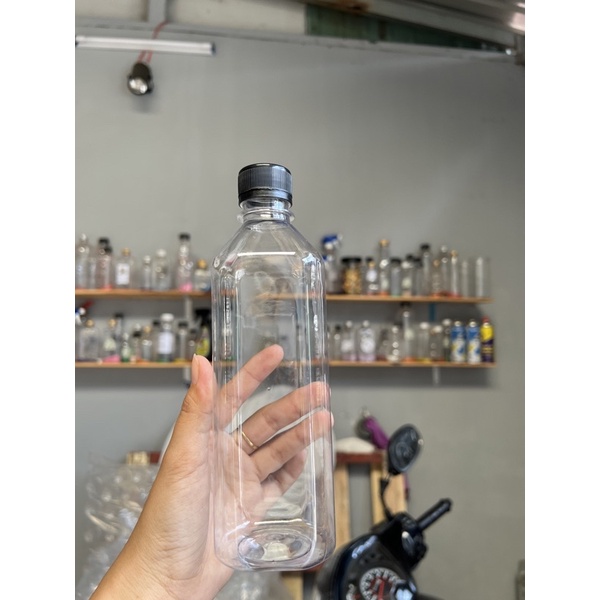 Set chai nhựa vuông size 250ml 330ml 500ml kèm nắp nhựa đen