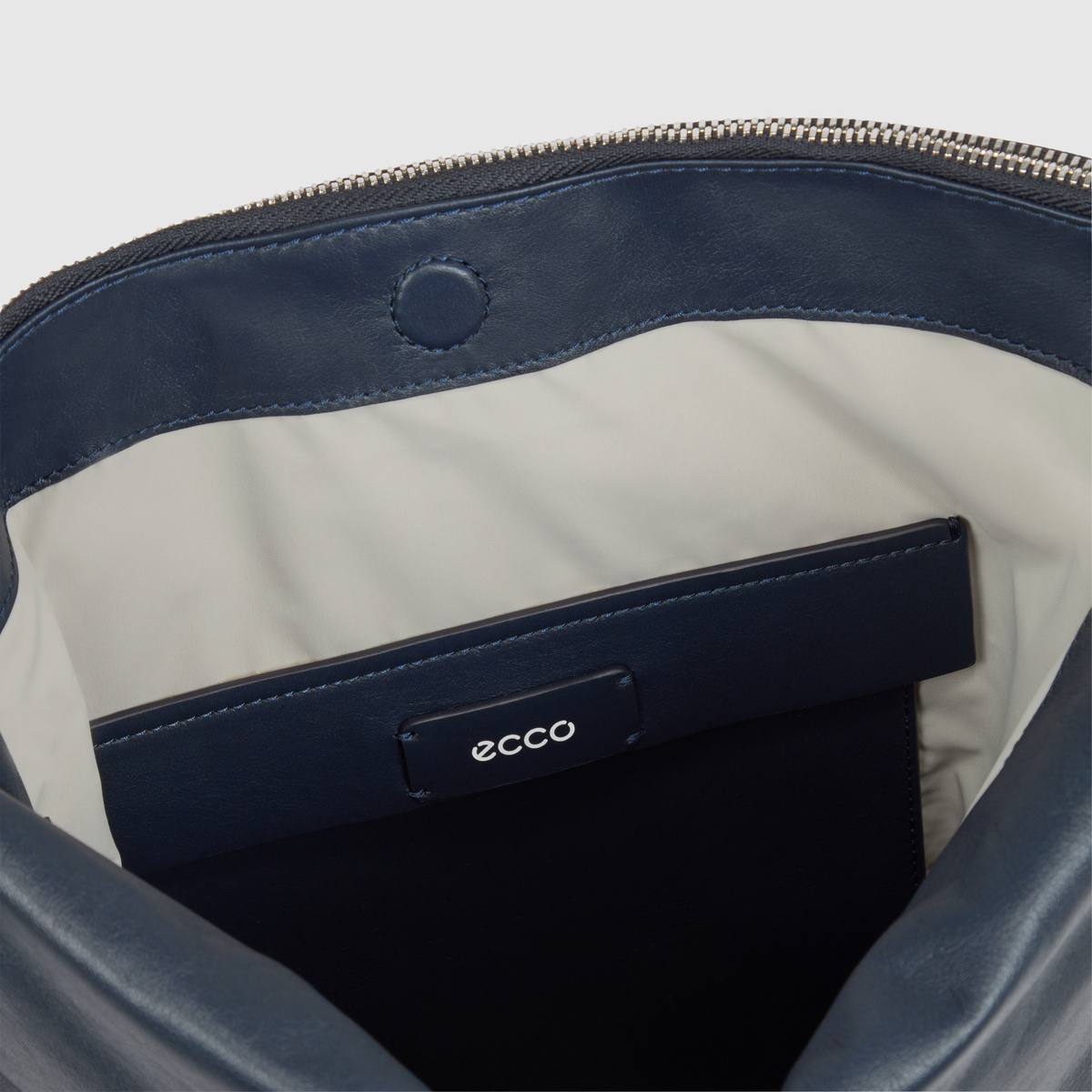 Túi Ecco Padded Hobo 910590690942212