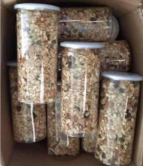 Ngũ cốc granola
