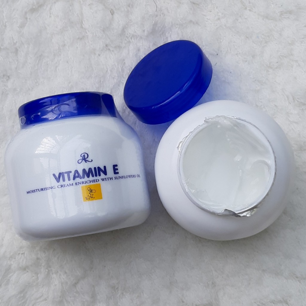 Kem Dưỡng Thể Vitamin E Aron Thái Lan 200ml