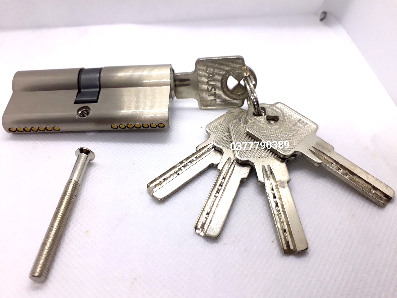 ruột khóa tay gạt 7cm