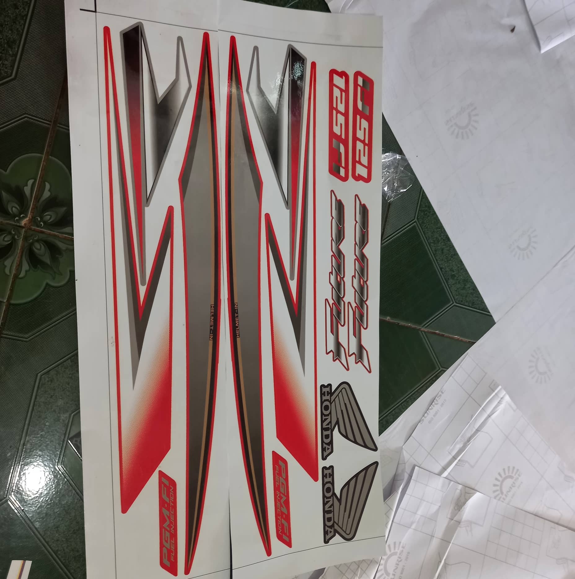 Tem rời future 125 fi đỏ bạc