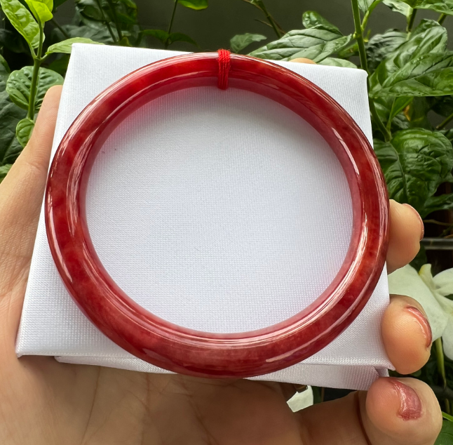 🍁CẨM THẠCH GIÁ SỈ🌸Vòng Tay Ngọc Huyết Đỏ  Sang Trọng ,Vòng tuyệt đẹp,có tư vấn.