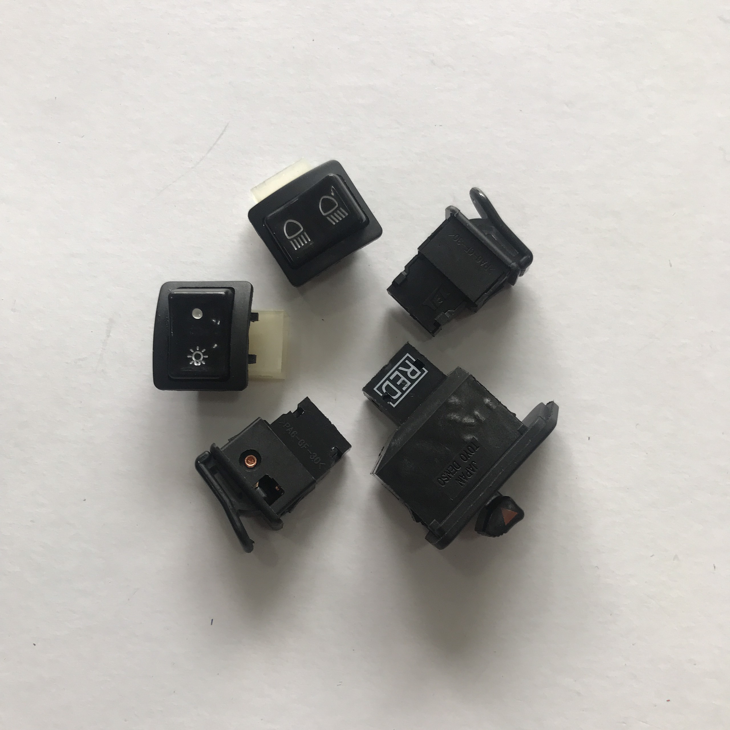 Bộ 5 Công Tắc Xe Wave A RS 100cc Wave Cá