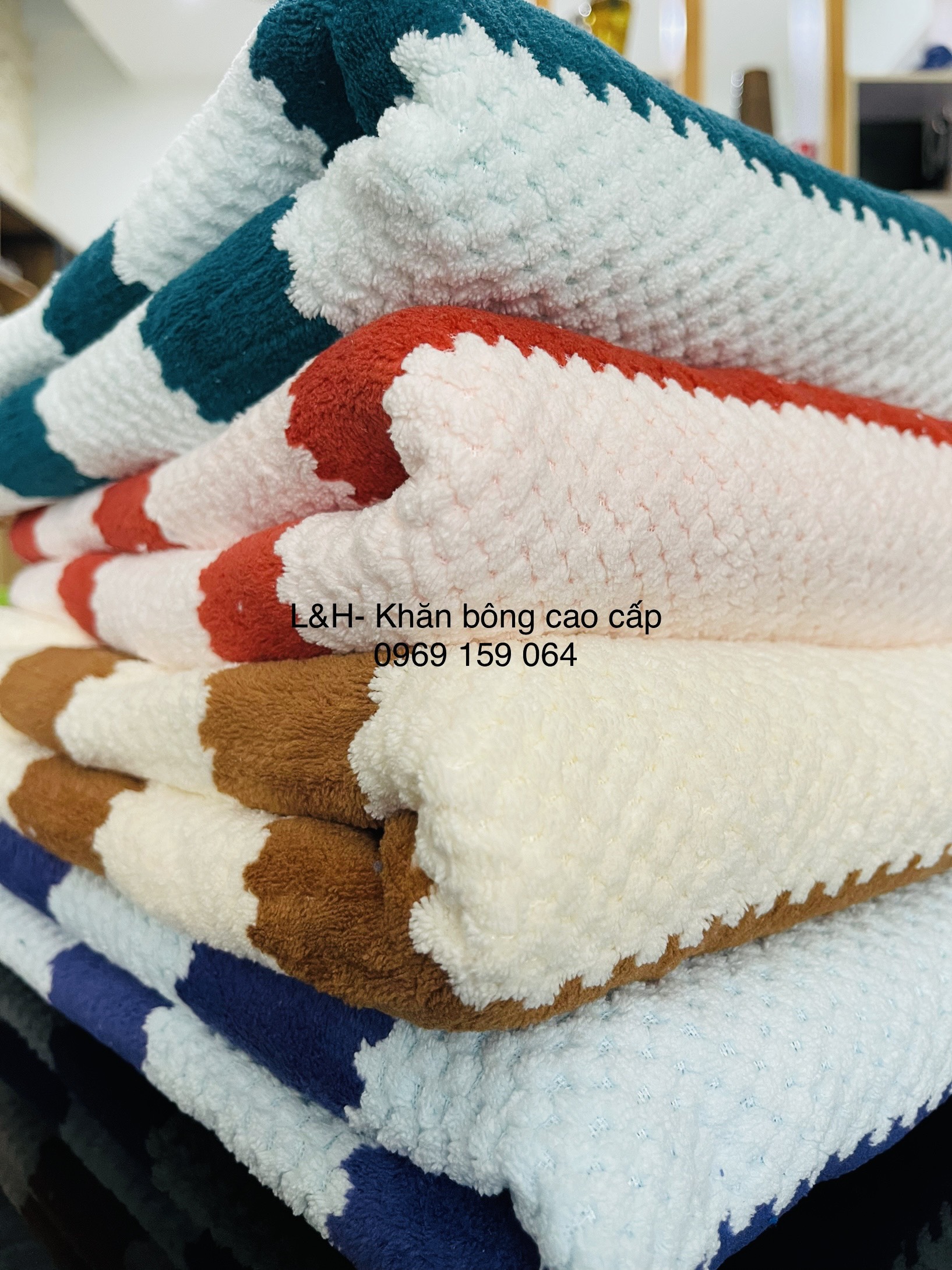 Khăn mặt lông cừu, Kẻ thẳng- hạt gạo, KT 30x50cm