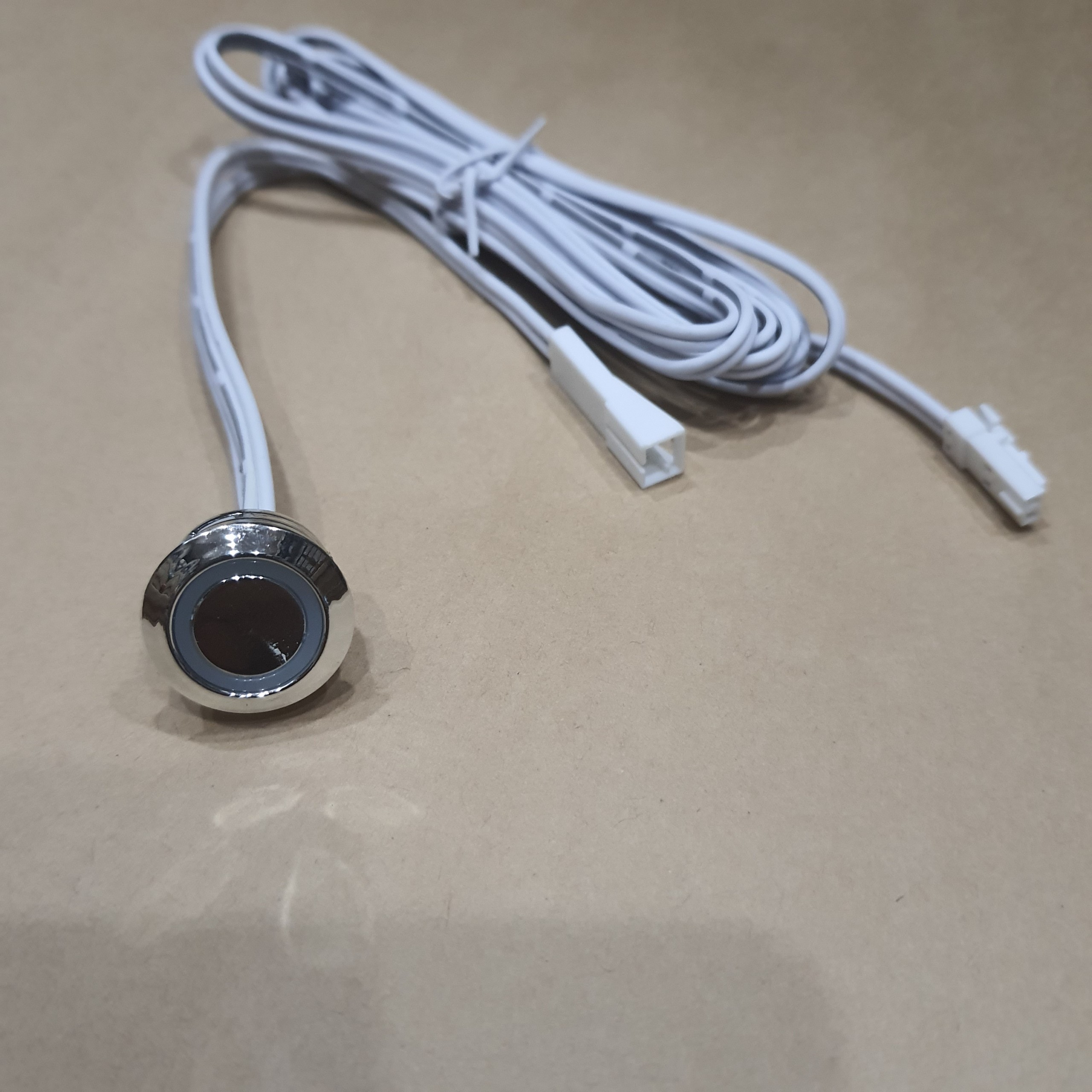 Công tắc đèn led 12V Công tắc bật tắt đèn led 12V 24V 36W trang trí tủ công tắc cảm biến led