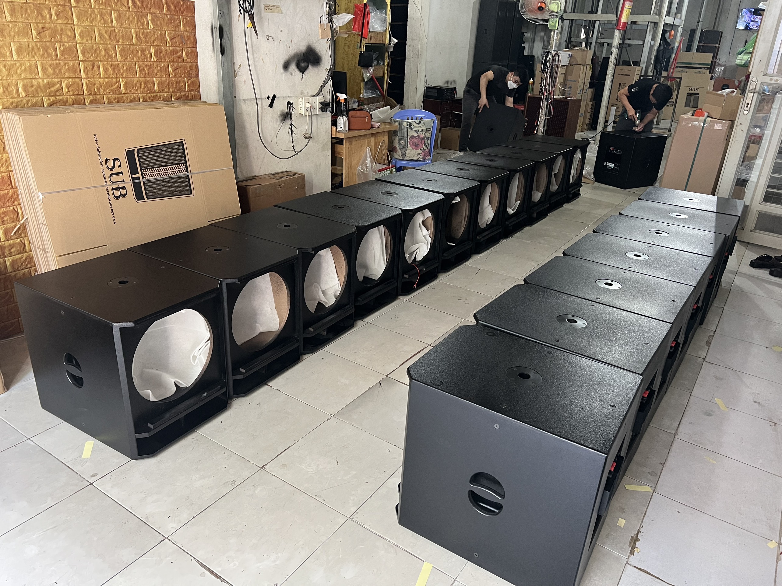 Vỏ thùng loa sub 4 tấc - 1 cái