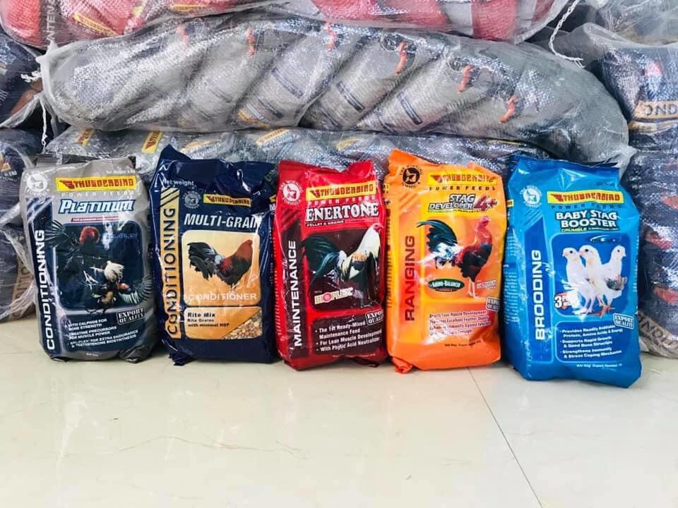 Thức ăn cho gà con Thunderbird Baby - túi 1kg