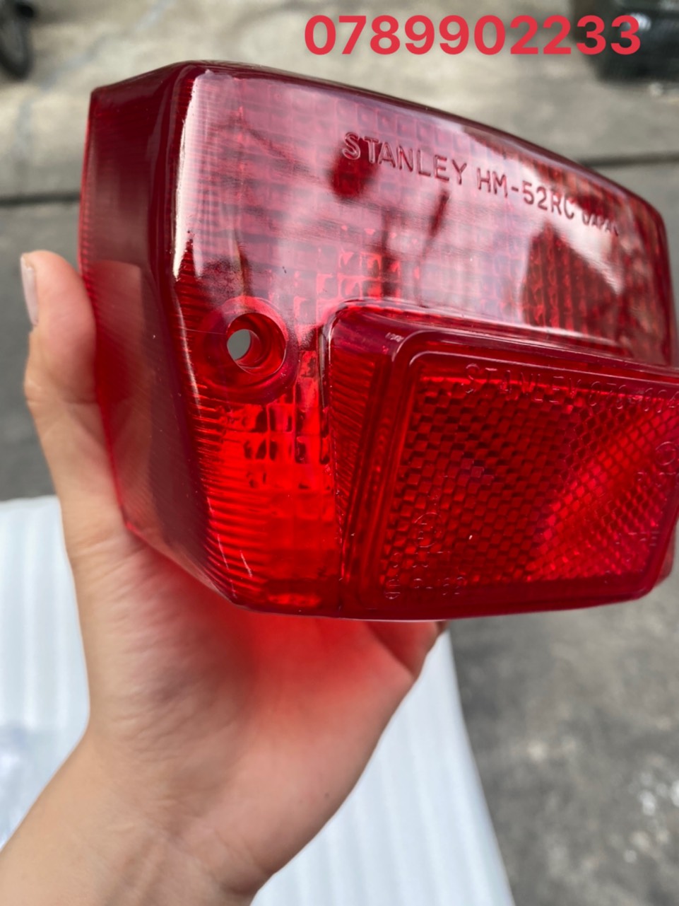 CHỤP ĐÈN LÁI ( ĐÈN HẬU ) XE CUB 82