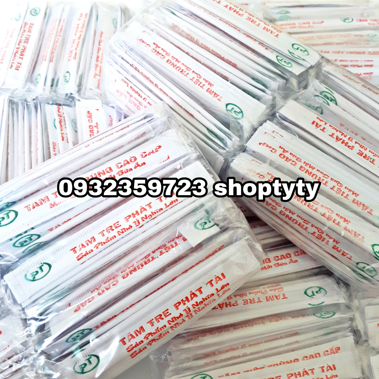 1 bịch 300 cây tăm tiệt trùng dùng để xỉa răng