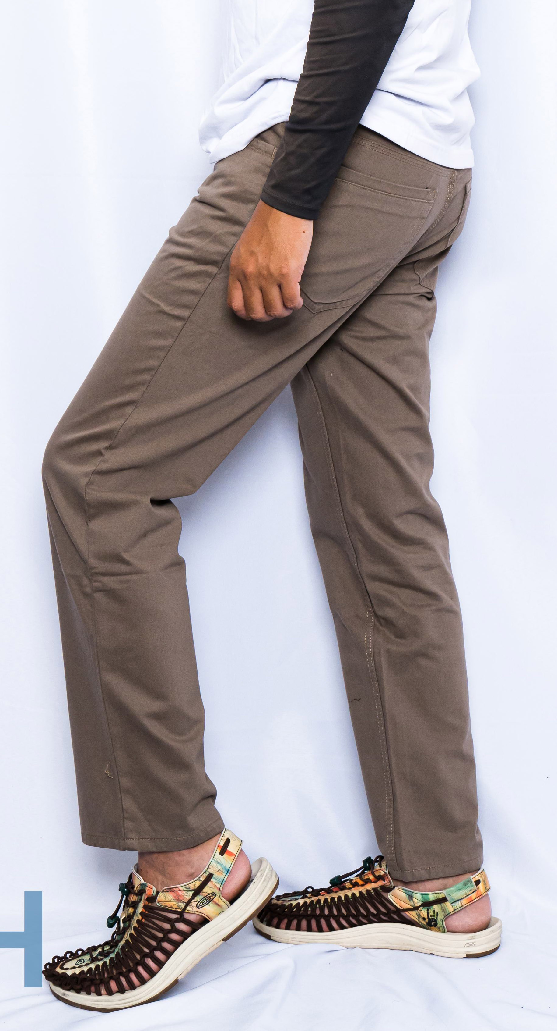 UO Easton Dad Fit Chino Pant | Urban Outfitters Singapore