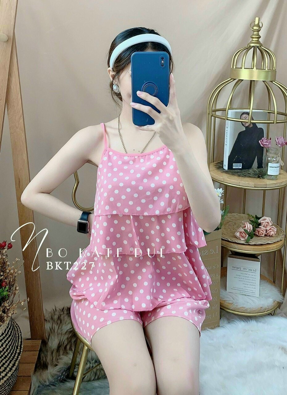 Bộ đồ Ngắn 2 dây vải mềm, mát thiết kế 3 tầng cùng họa tiết siêu xinh Freesize dưới 60kg