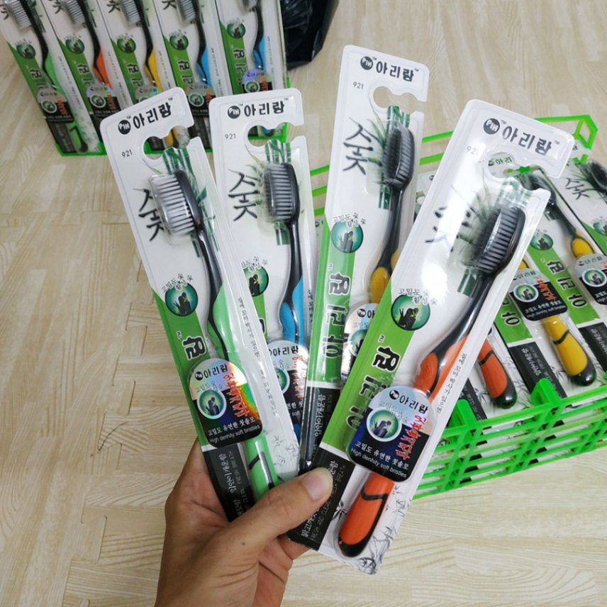 Bàn chải đánh răng than tre hoạt tính Boosi - Bàn chải Than Tre lông mềm màu đen, tinh chất than tre Boosi