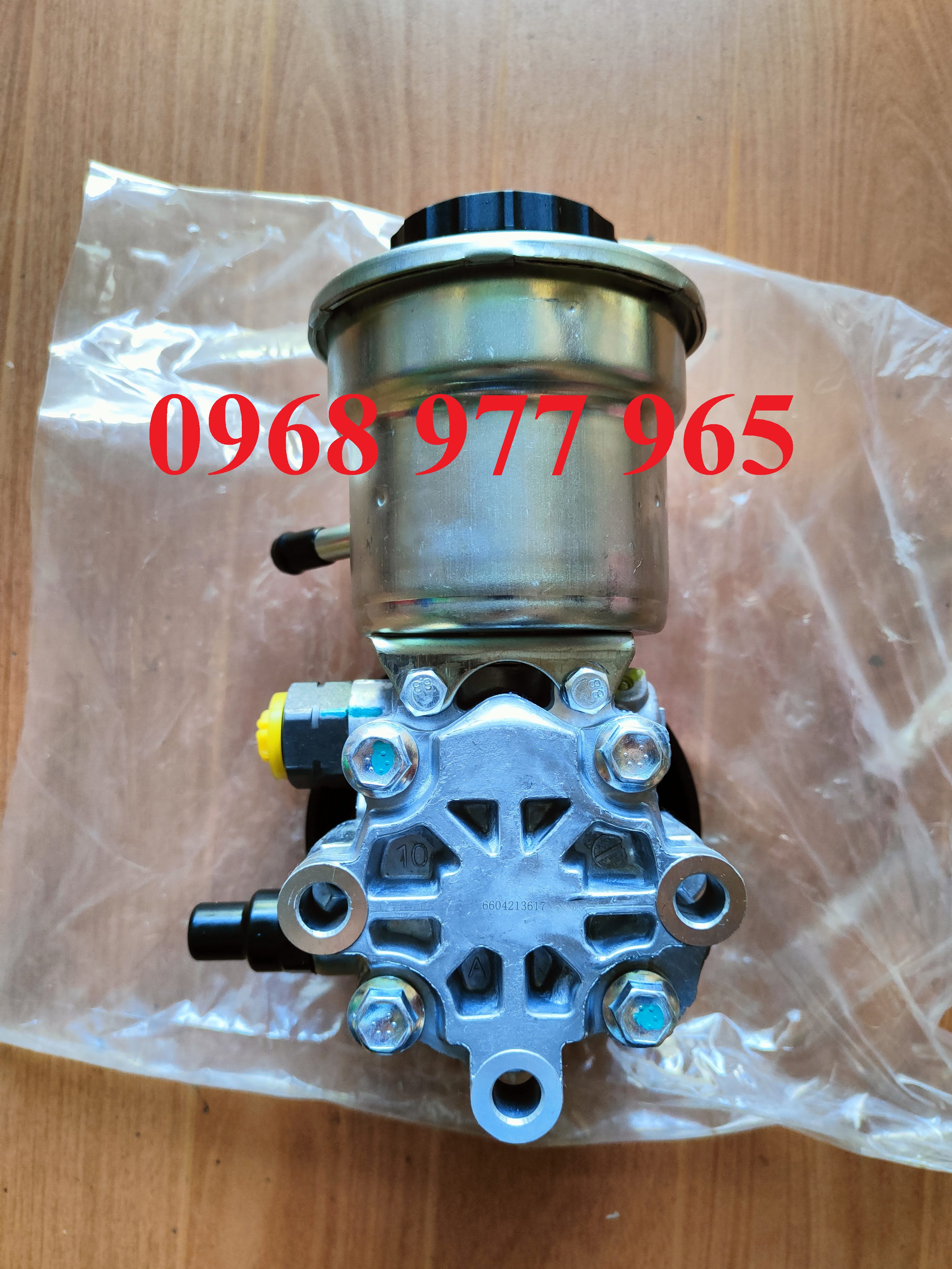 Bơm trợ lực lái Innova