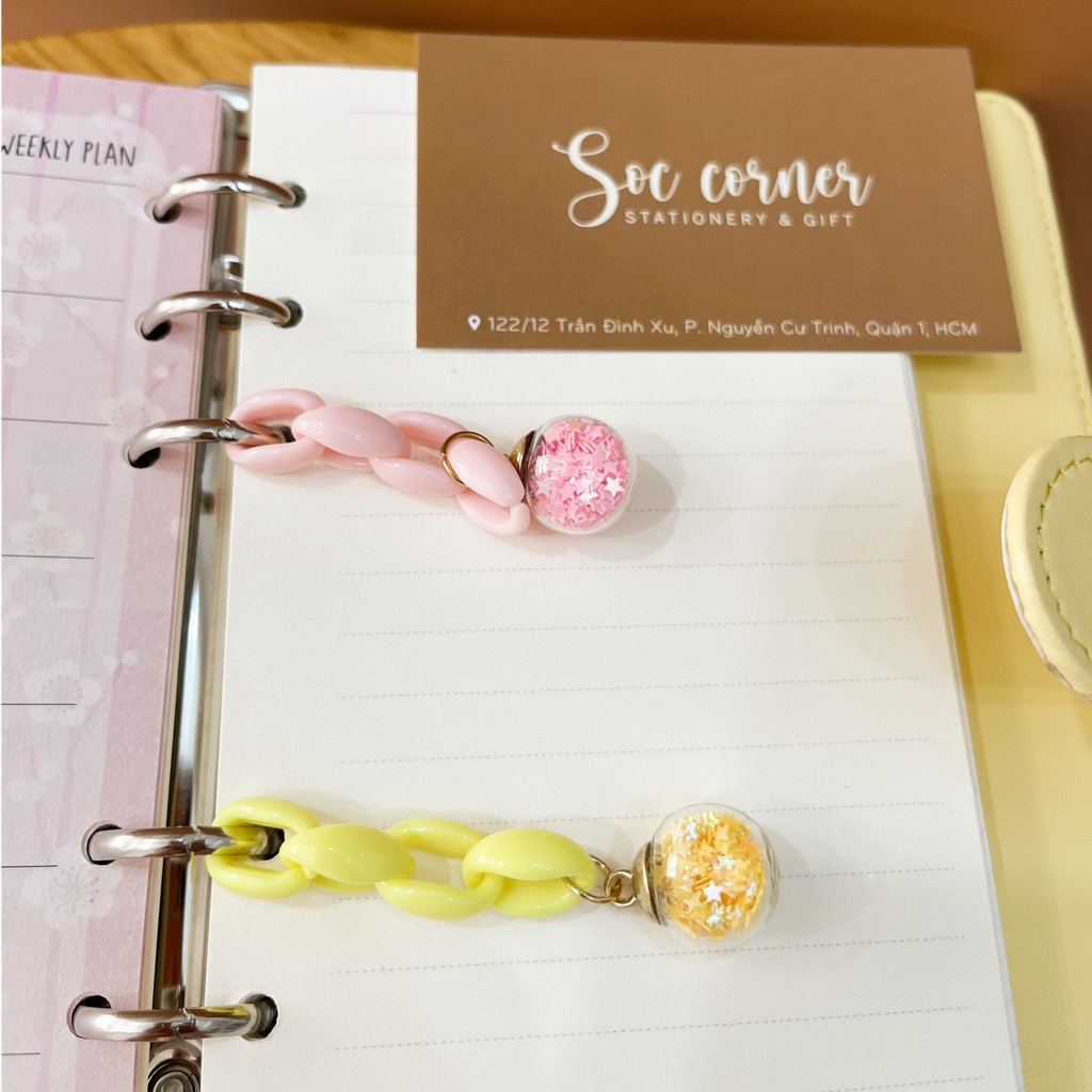 Móc treo trang trí sổ còng Planner quả cầu