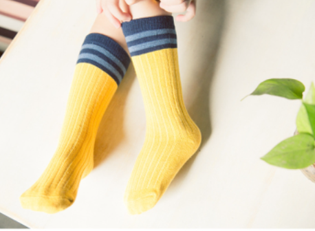 Tất trẻ em tất cao cổ thể thao Yolody vớ cổ cao cho bé 3-6 tuổi