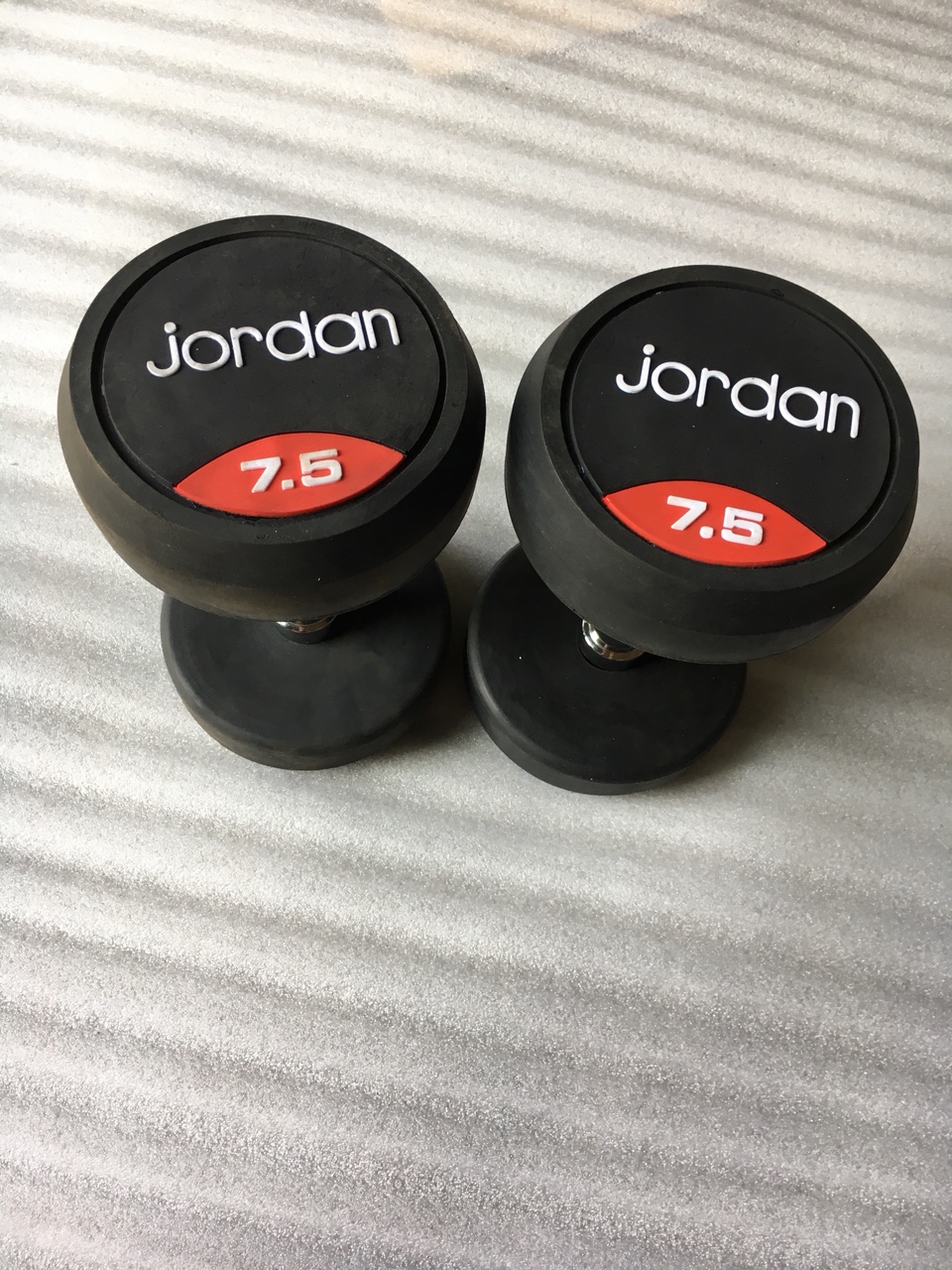 Tạ tay cao su Jordan 7.5kg cao cấp (1 cục)
