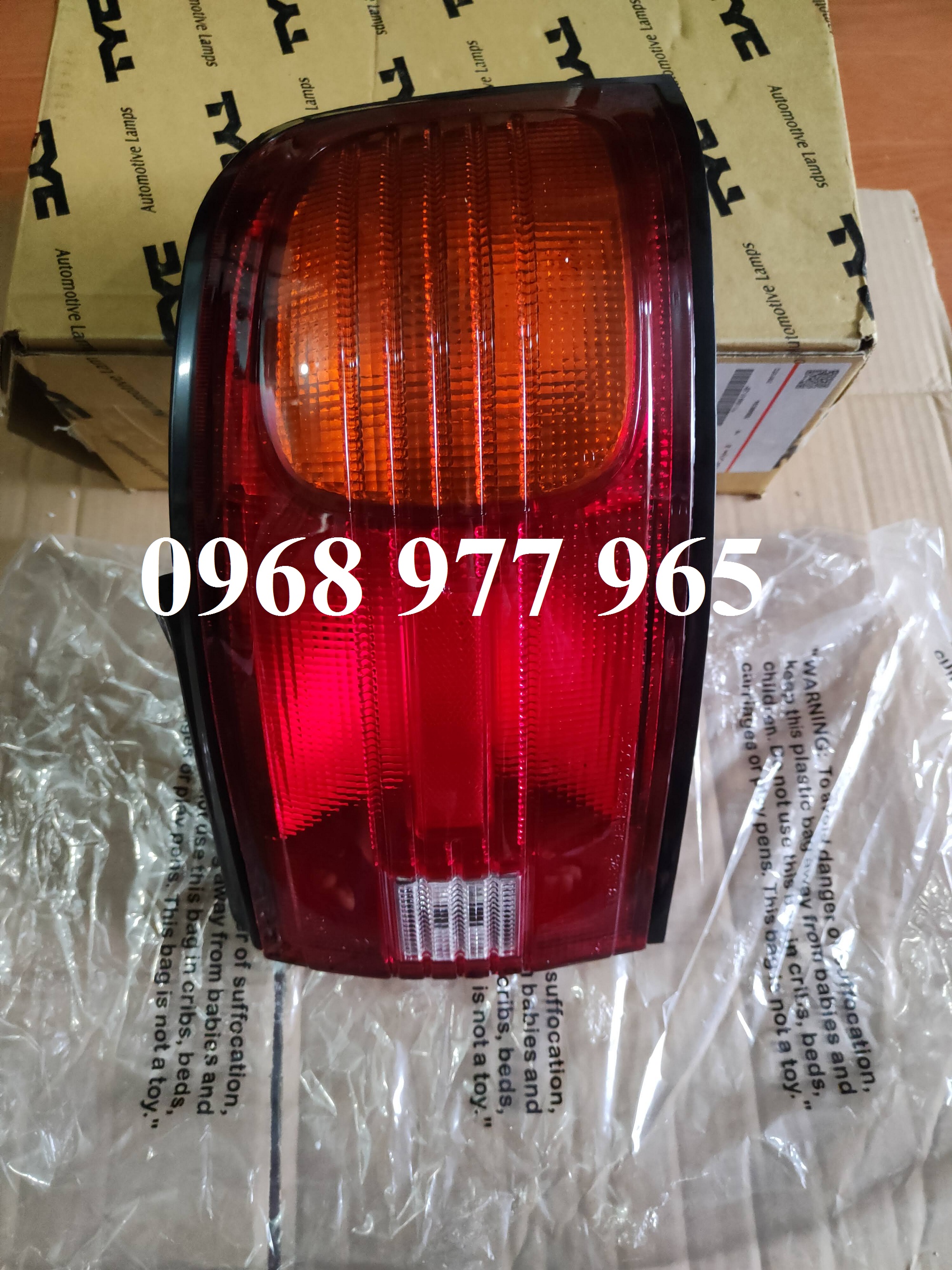 Đèn hậu mazda 323 đời 94-97