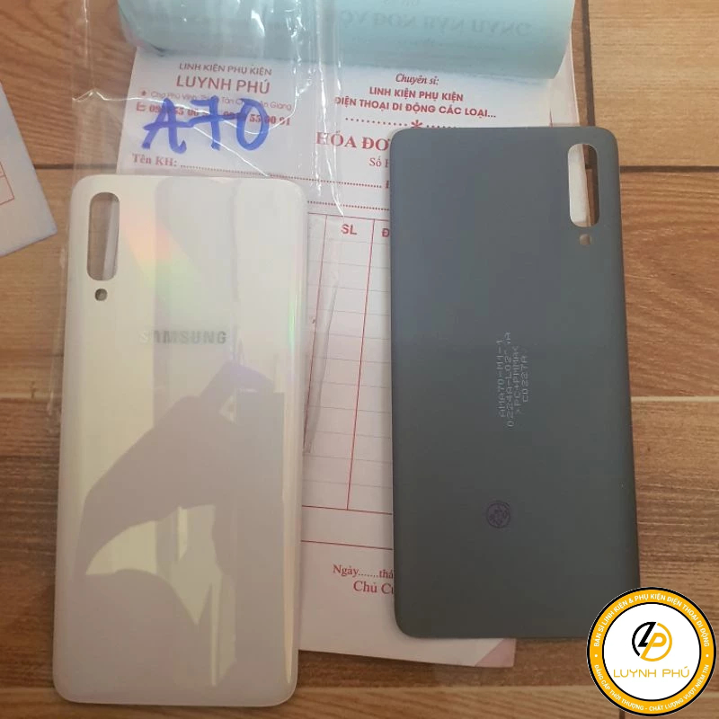 Nắp lưng samsung A70 bao test
