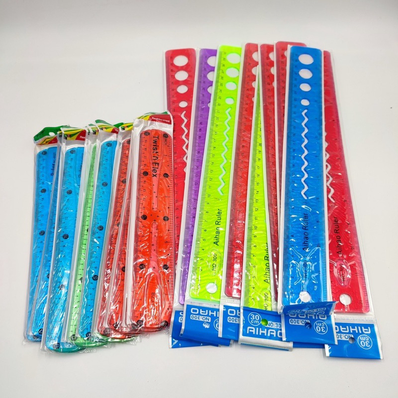 Thước kẻ nhựa dẻo dài 20cm và 30cm