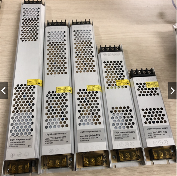 Nguồn tổ ong 12V-33 A Trắng (chiếc)