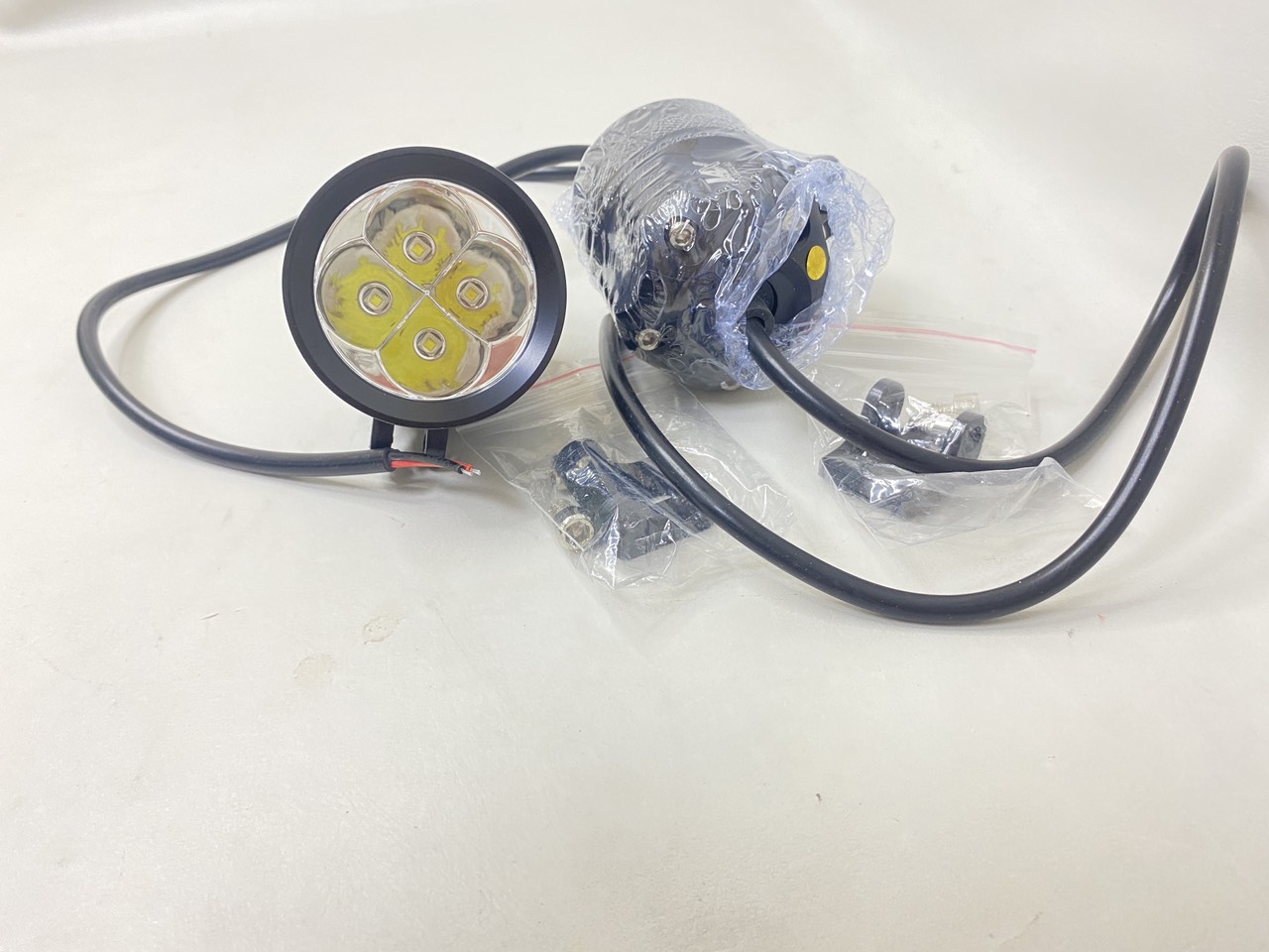ĐÈN L4X , ĐÈN TRỢ SÁNG XE MÁY , ĐÈN LED XE MÁY SIÊU SÁNG