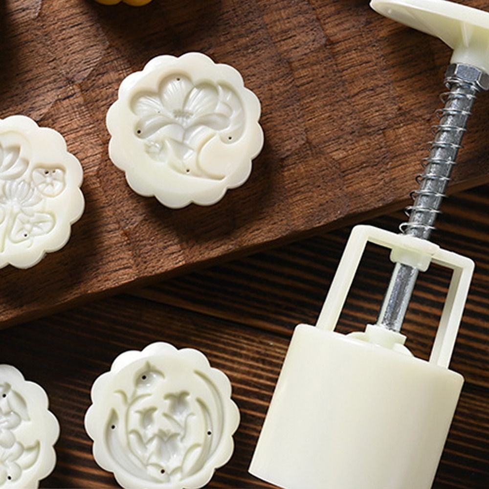 Kitchen Accessories 50g Mooncake Mold Plastic 3D Pattern Pastries Dessert Mold Mini Non-stick Cookie Cake Mould Baking Enthusiasts