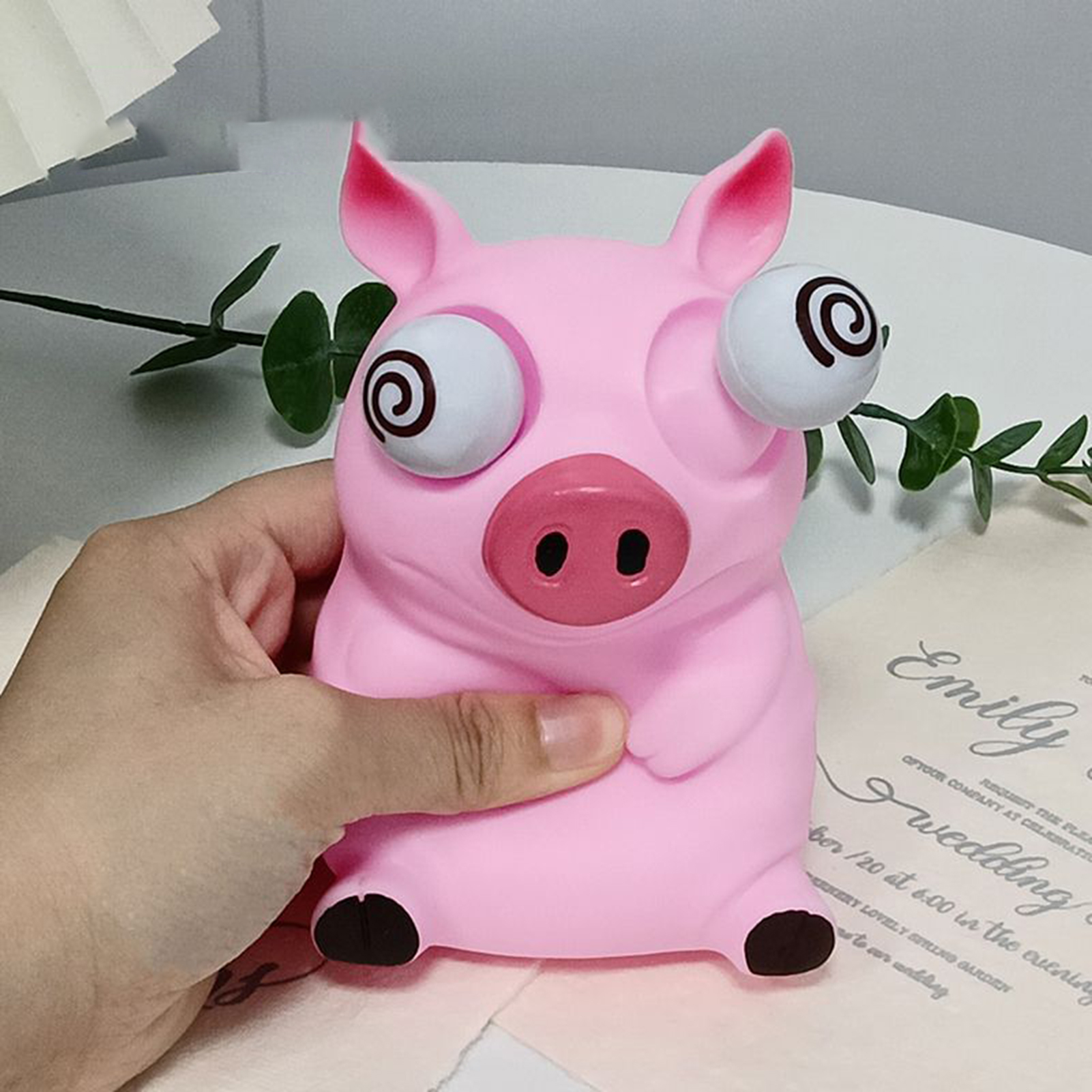 microgood Pink Pig Toy Fun Decompression Plastic Attract Attention Comfortable Hands Feeling Pink Pig for Kids