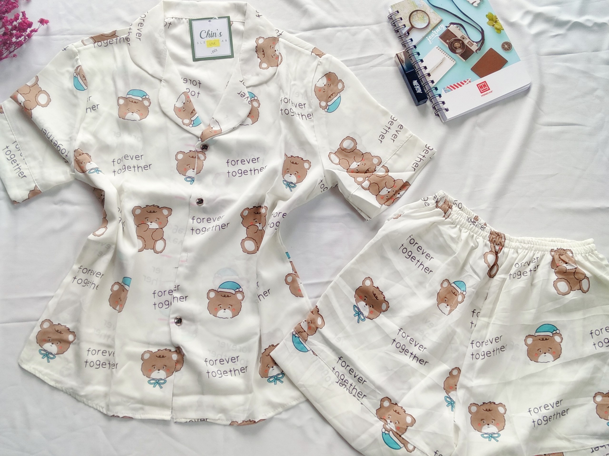 Bộ Pijama đùi, mềm mát vải lụa mango freesize từ 45-60kg
