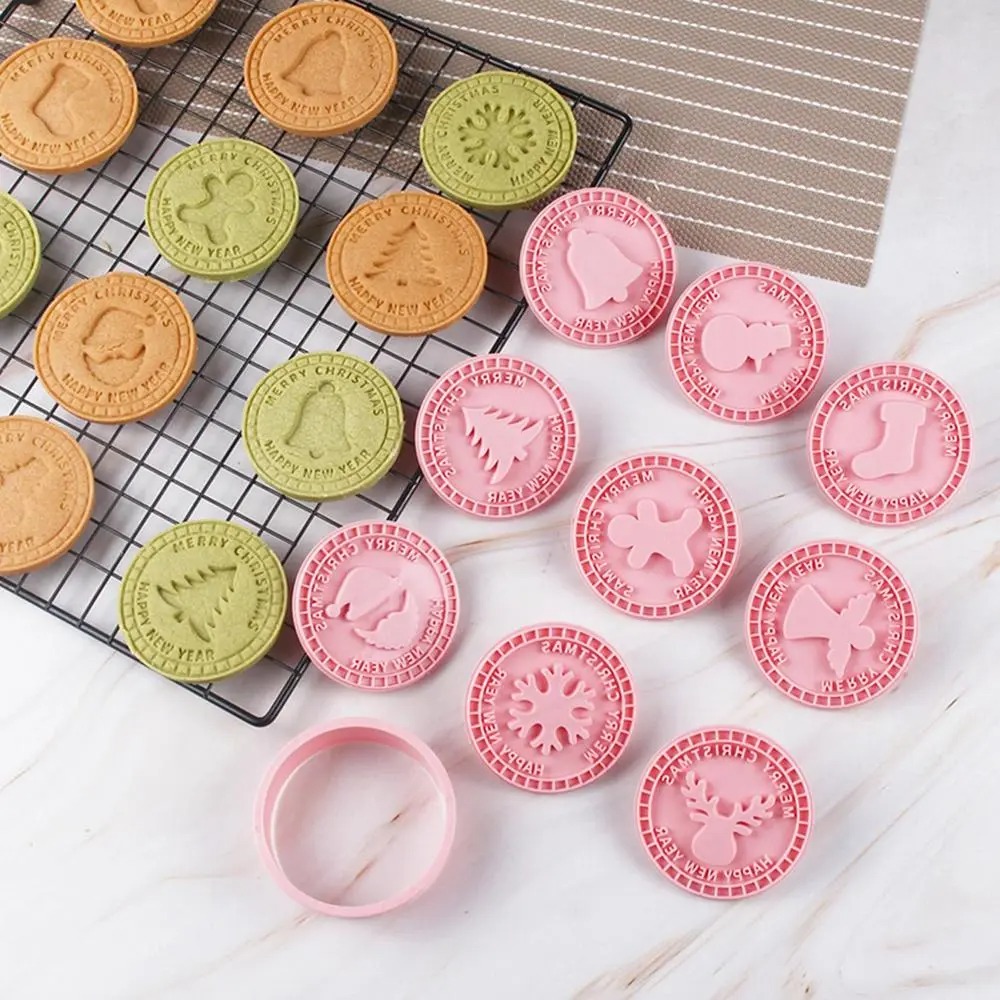 9Pcs%20Cookie%20Tools%203D%20Christmas%20Cookie%20Cutters%20Plastic%20Pink%20Biscuit%20Mold%20Santa%20Snowman%20Bell%20Elk%20Pattern%20Cookie%20DIY%20-%20Image%206