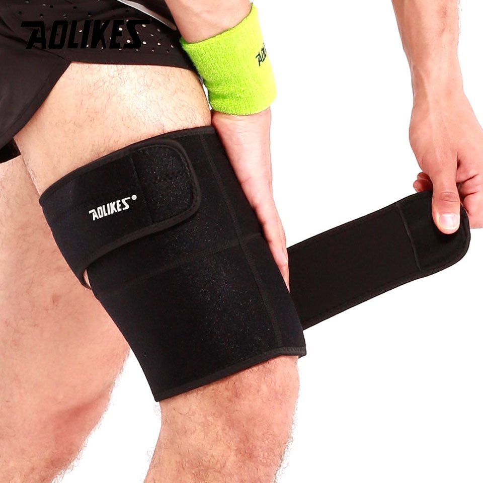 AOLIKES 1 Pair Knee Braces with Side Stabilizers for Knee Pain