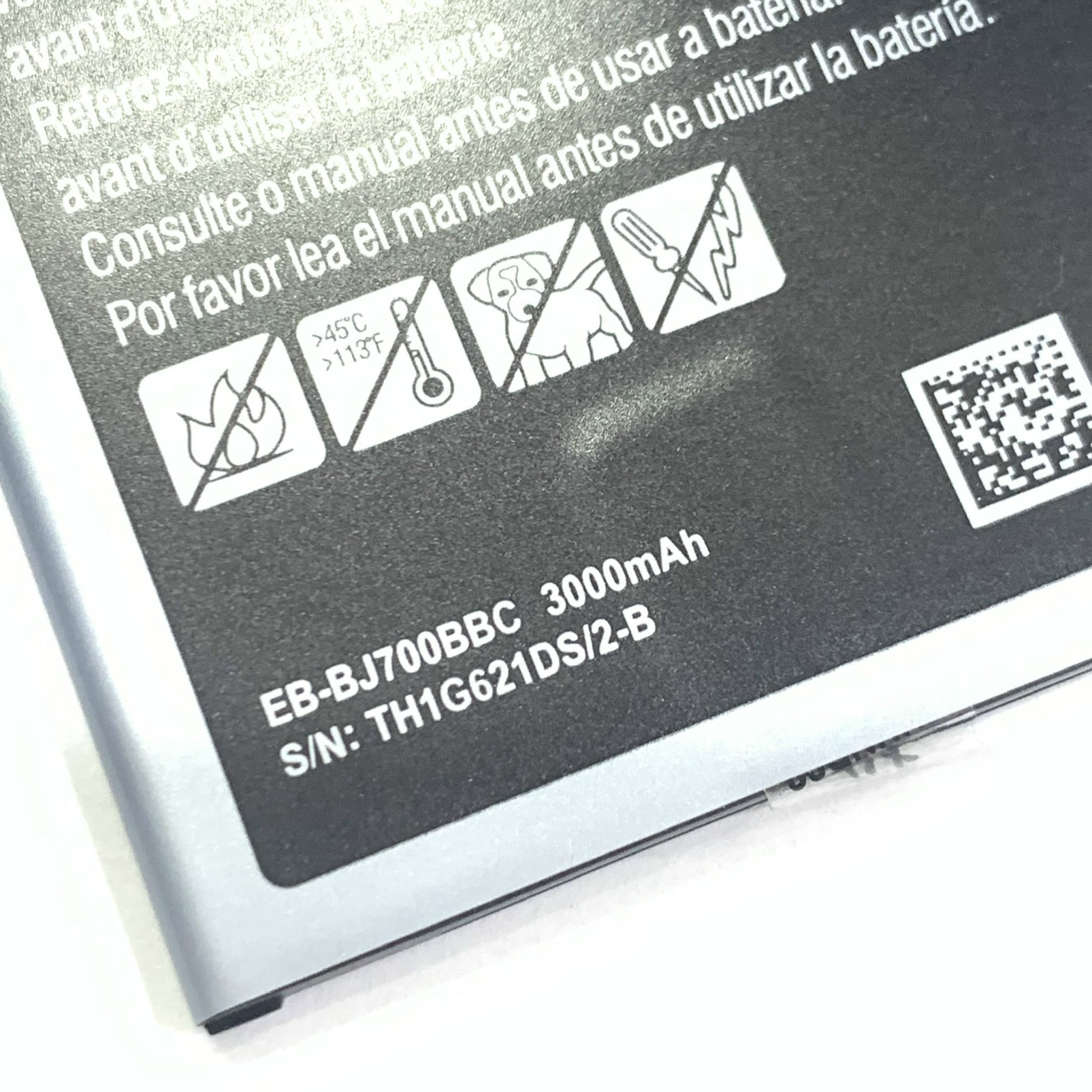 PIN SAMSUNG J700 / G6000 / ON7-2016 / J720 / J400 (EB-BJ700BBC / 3000mAh)