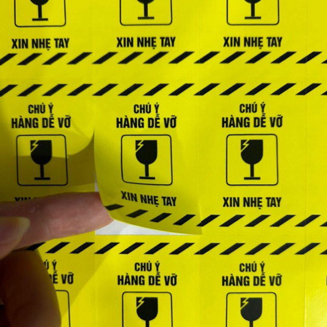 hàng dễ vỡ tem nhãn dán decal chú ya hàng dễ vỡ