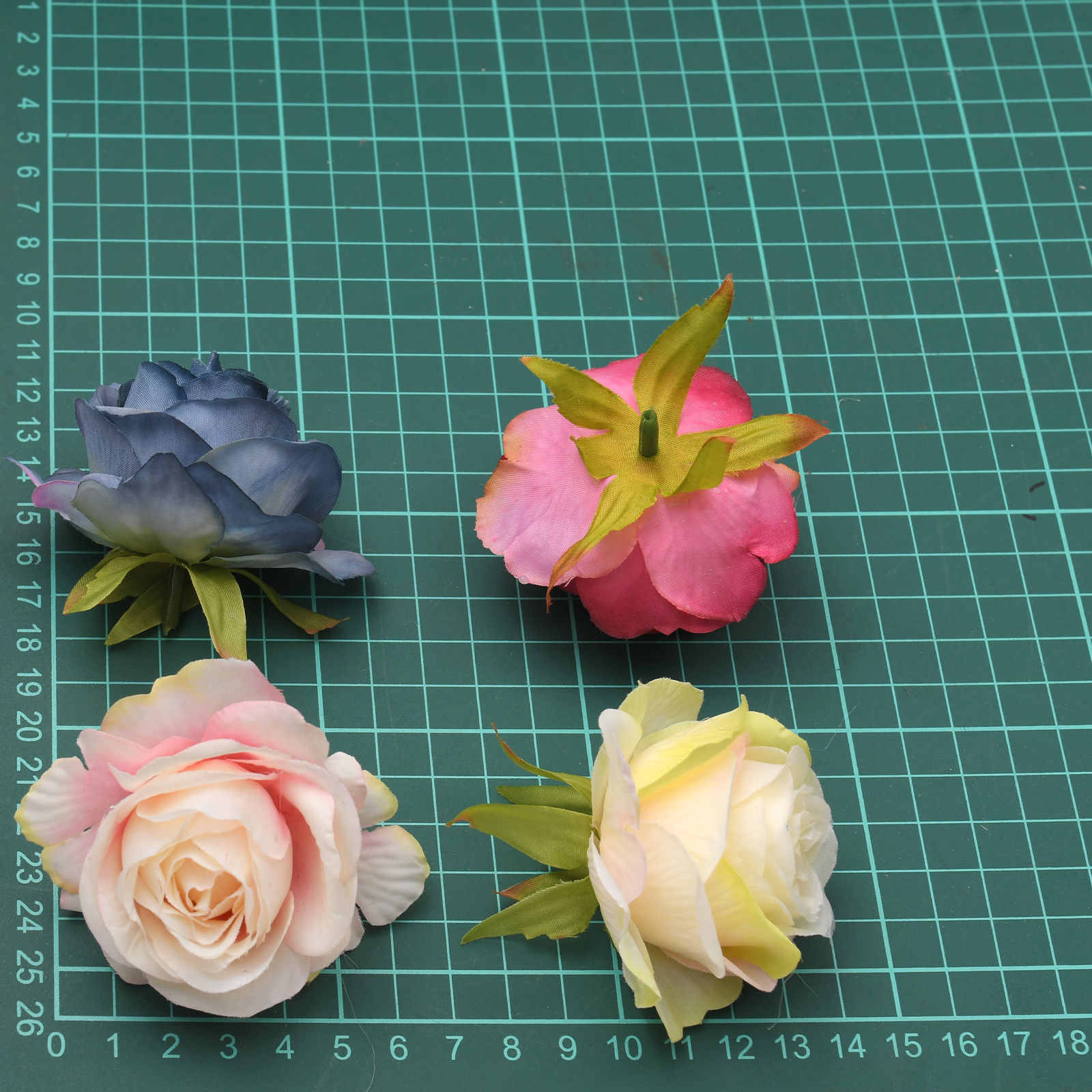 %E3%80%90Folio%20&%20Light%E3%80%9150pcs%205cm%20Rose%20Buds%20Artificial%20Silk%20Flower%20Heads%20Wedding%20Decoration%20Diy%20Birthday%20Party%20Wreath%20Scrapbooking%20Craft%20Fake%20Flowers%20-%20Image%205