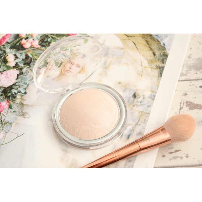 Phấn Highlight Catrice High Glow Mineral - Light Infusion 010