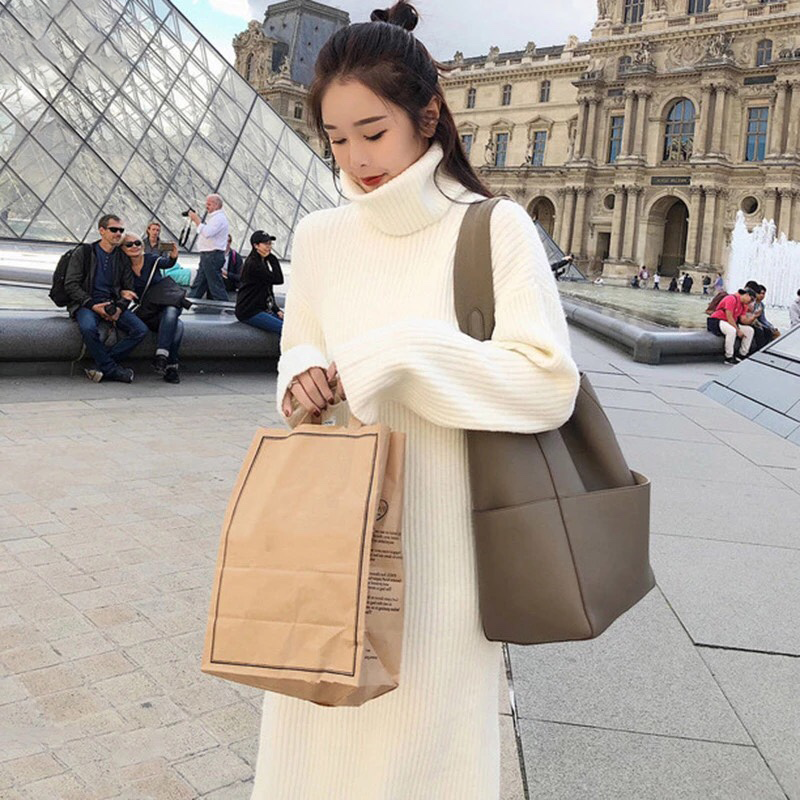 Đầm cổ lọ thời trang