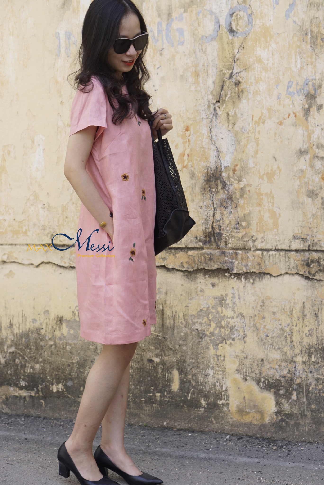 Đầm linen thêu tay ROWAN - MaxMessi
