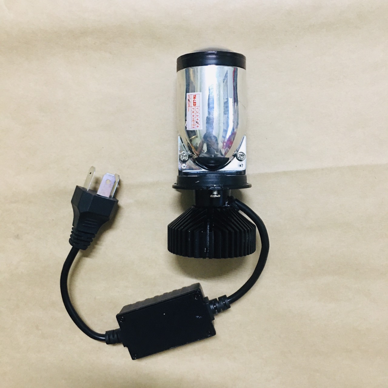 ĐÈN LED BI CẦU MINI T9 BẢN NÂNG CẤP CÓ ỐC CHỈNH