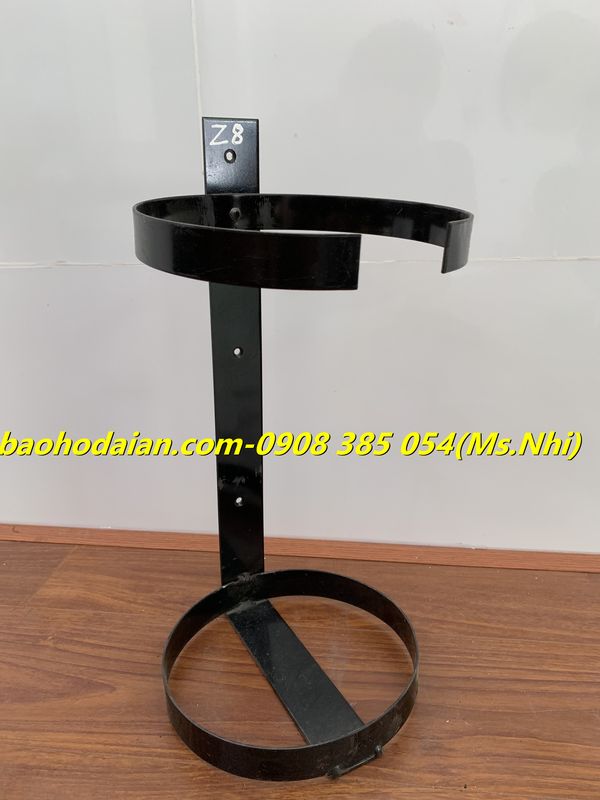 Giá treo bình chữa cháy- Hình thật, có sẵn