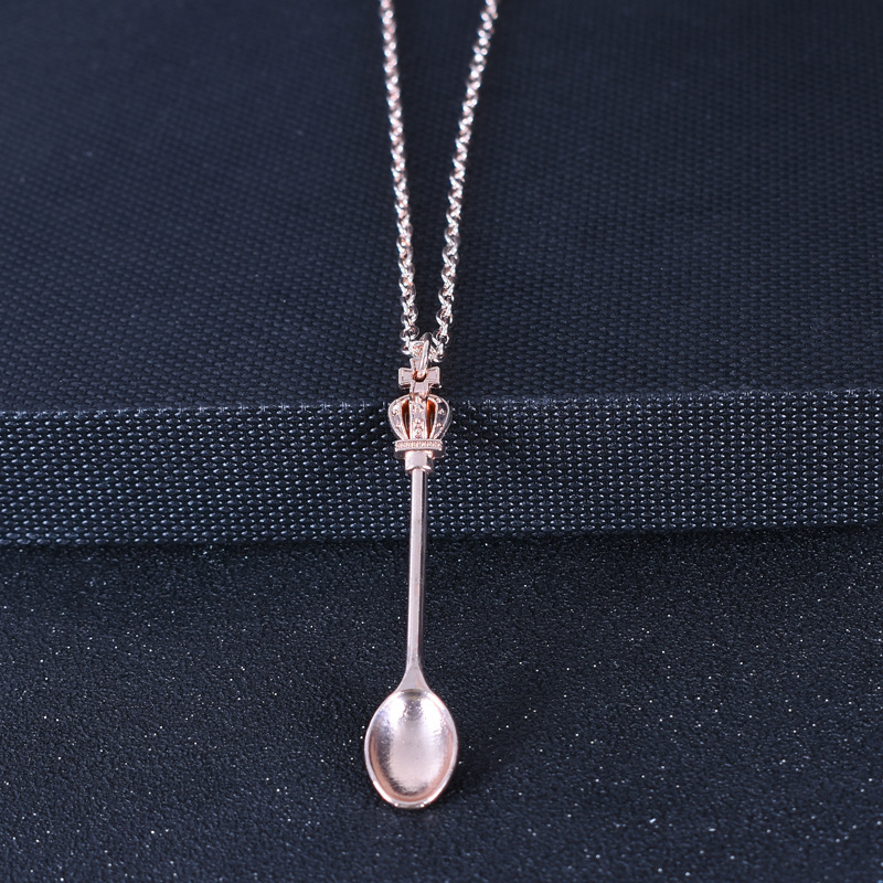 %E3%80%90New%20Arrivals%E3%80%91Spoon%20Jewelry%20Crown%20Mini%20Tea%20Spoon%20Classic%20Royal%20Alice%20Snuff%20Necklace%20Female%20Alice%20Necklace%20-%20Image%203