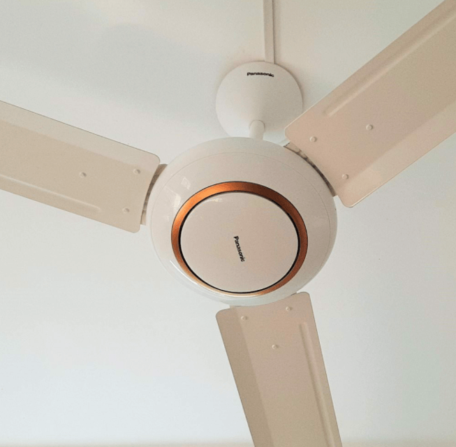 Quạt trần 3 cánh Panasonic