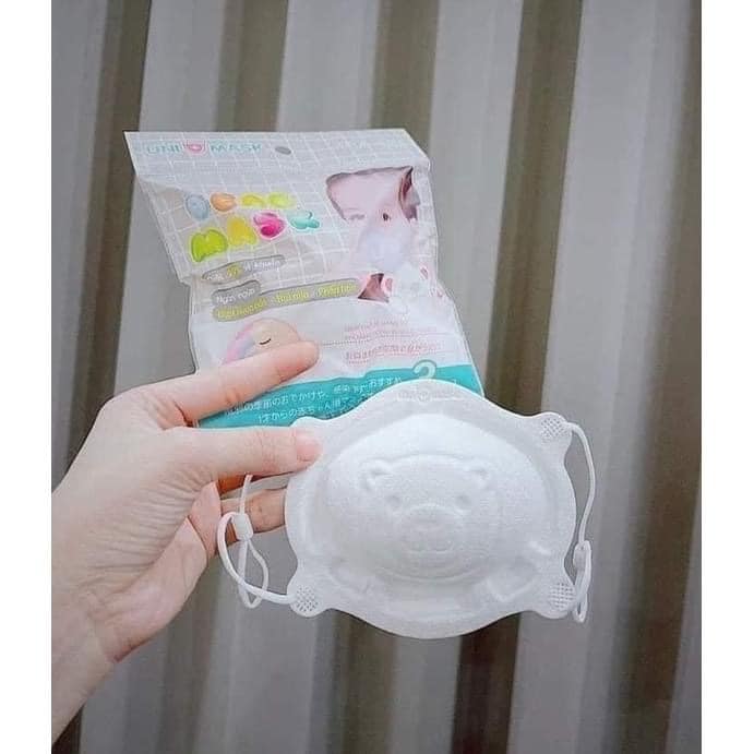 Khẩu trang gấu cho bé